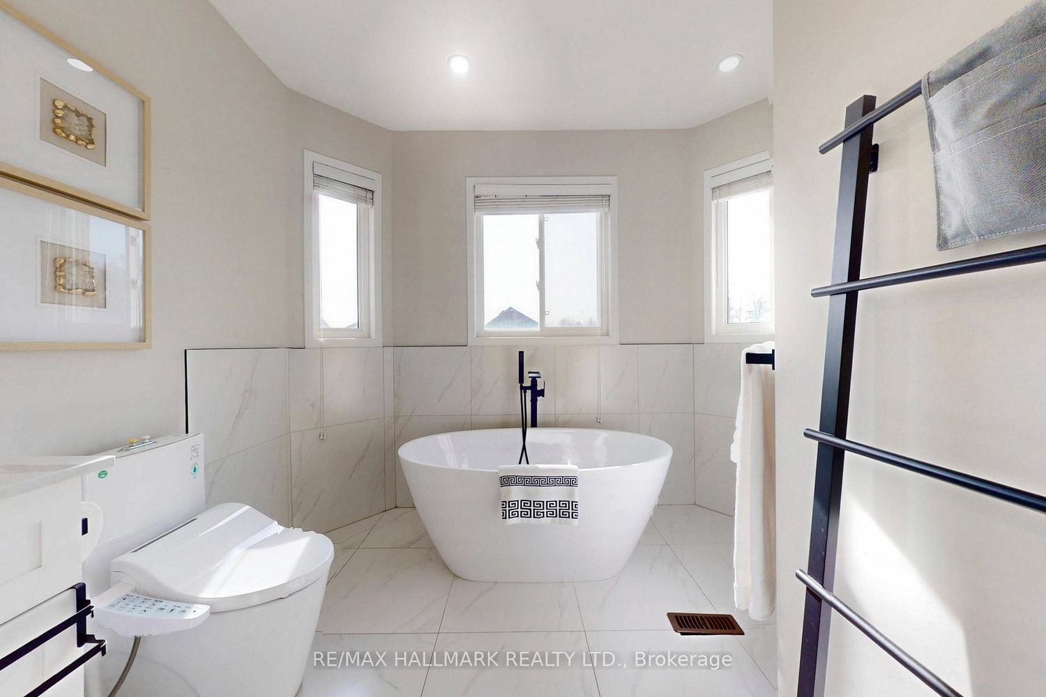 Detached House for sale at 17 Durango Drive, Richmond Hill, Ontario, L4S 2W5 - Westbrook - MLS: N13003410