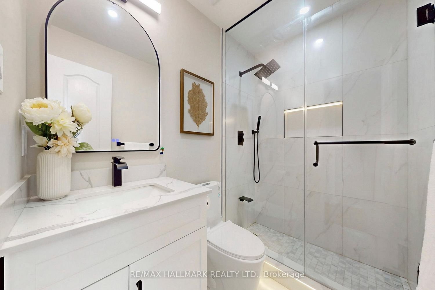 Detached House for sale at 17 Durango Drive, Richmond Hill, Ontario, L4S 2W5 - Westbrook - MLS: N13003410