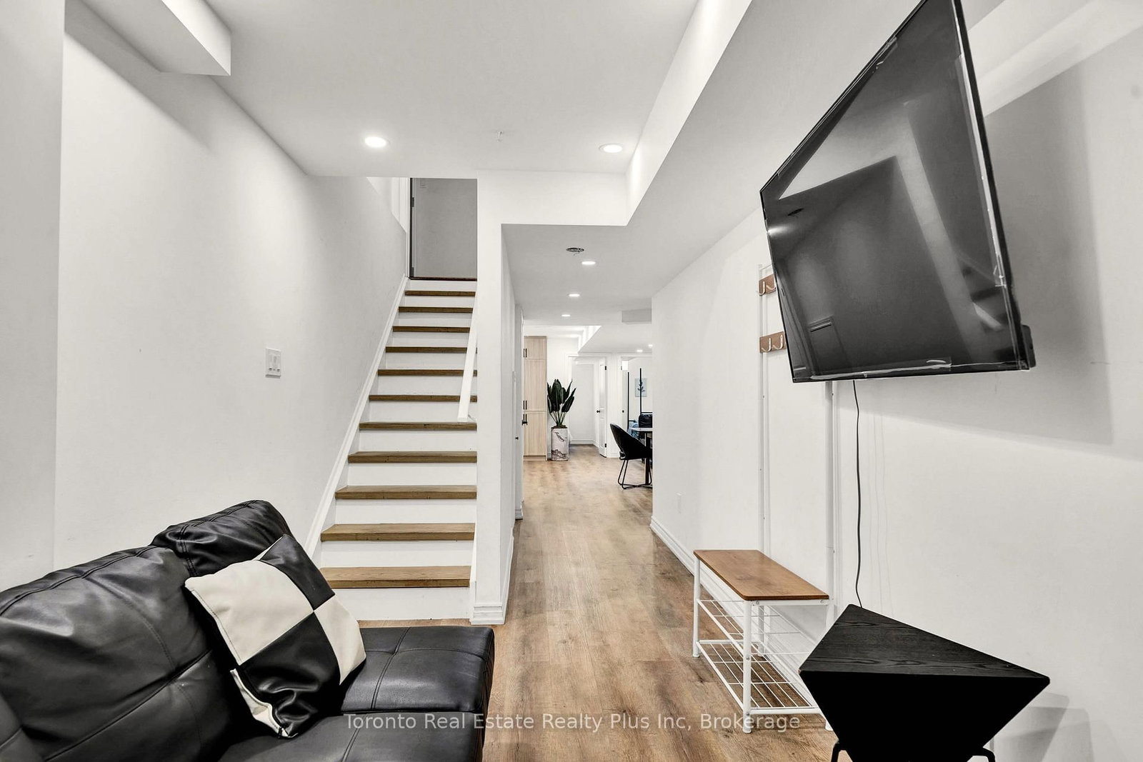 43 Erintol Way - Photo 2