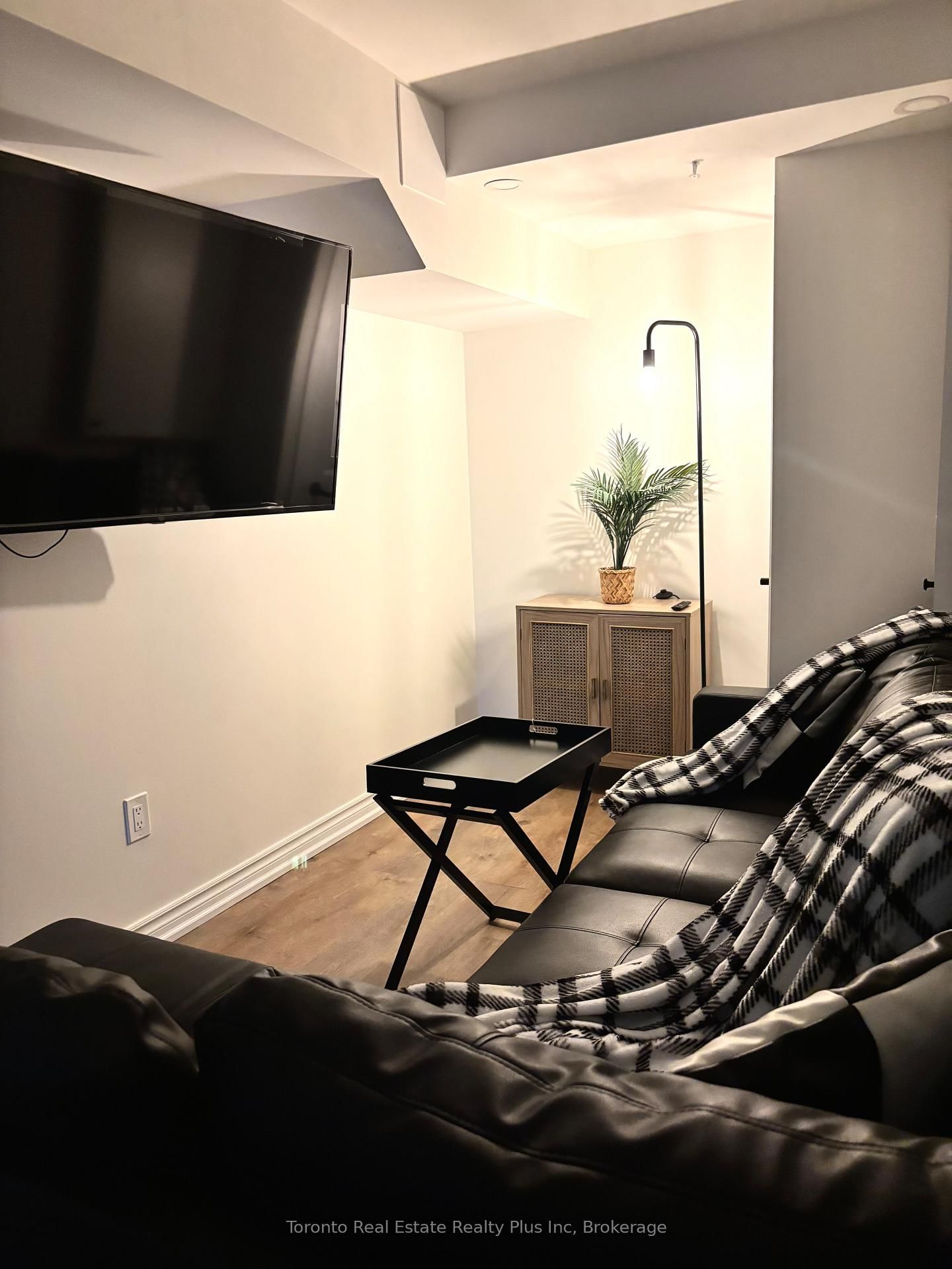 43 Erintol Way - Photo 3