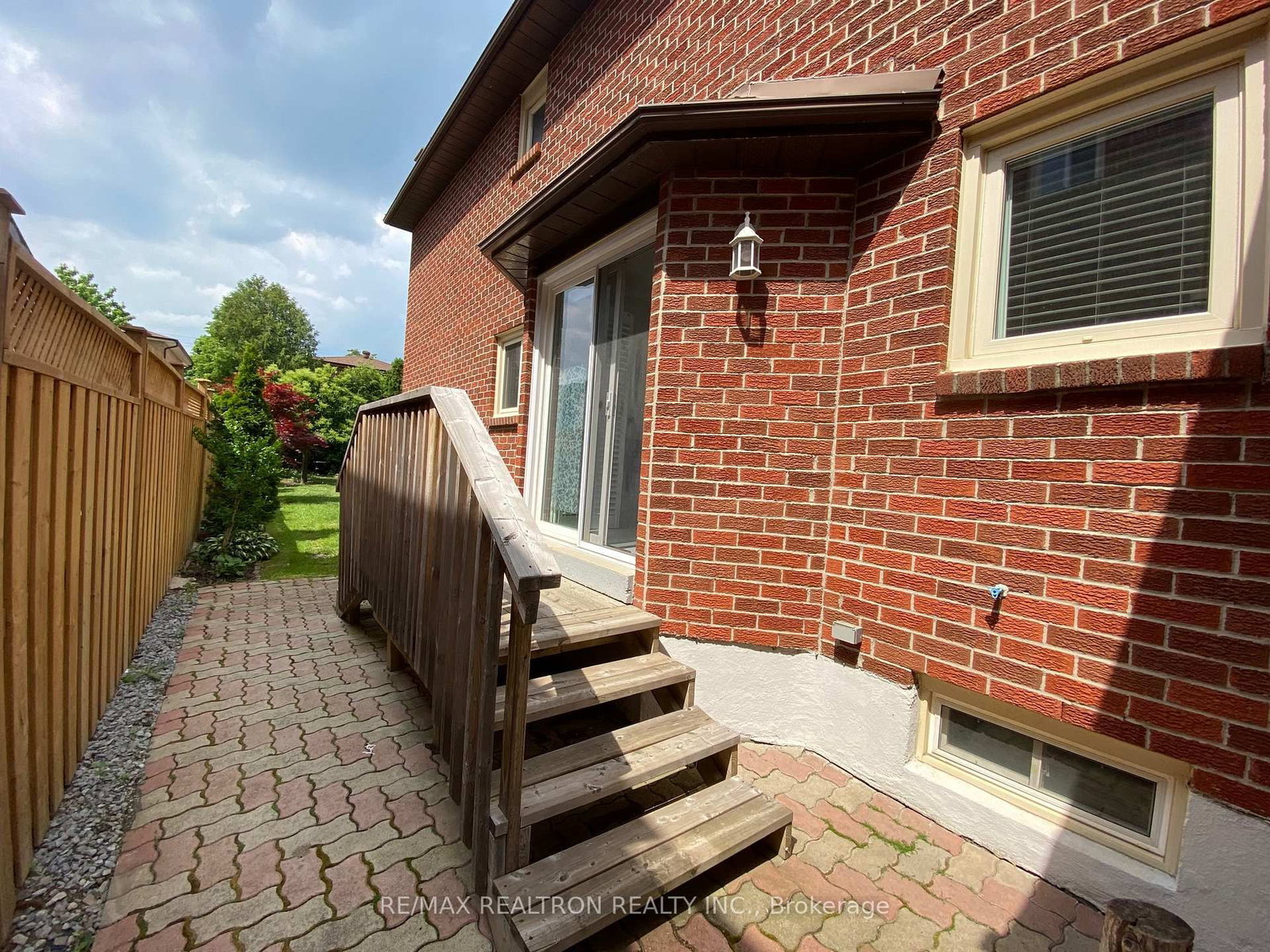 8 Belvedere Crescent - Photo 33