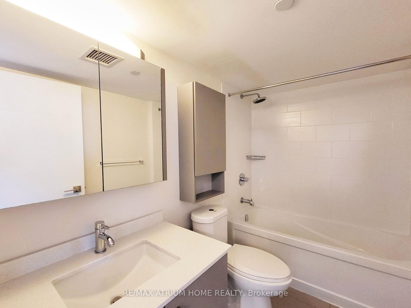 18 Uptown Drive, Unit 1801 - Photo 9