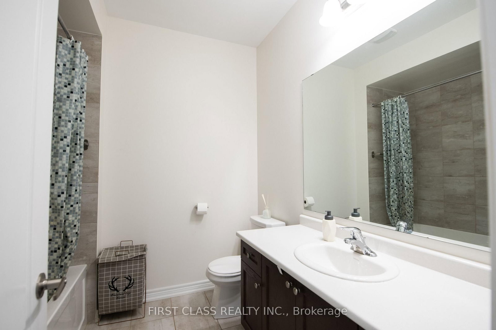 Townhouse for sale at 79 Decast Crescent, Markham, Ontario, L6B 1N8 - Box Grove - MLS: N13003918