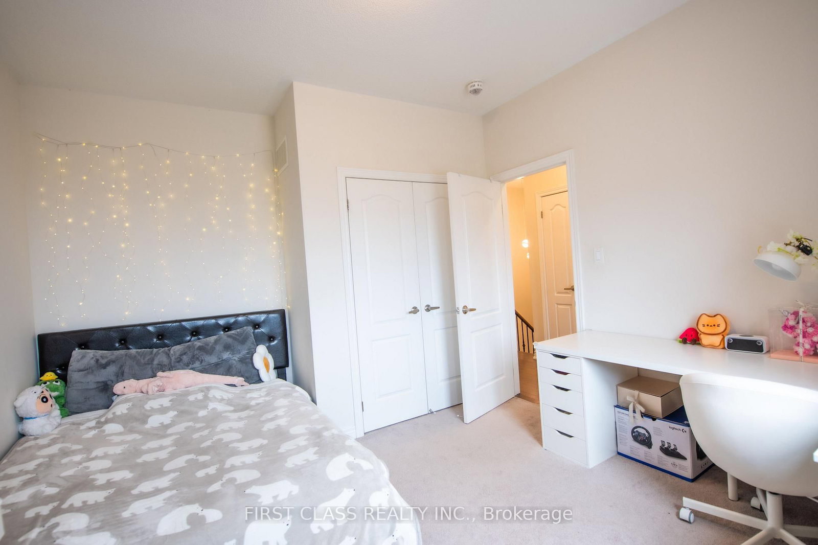 Townhouse for sale at 79 Decast Crescent, Markham, Ontario, L6B 1N8 - Box Grove - MLS: N13003918