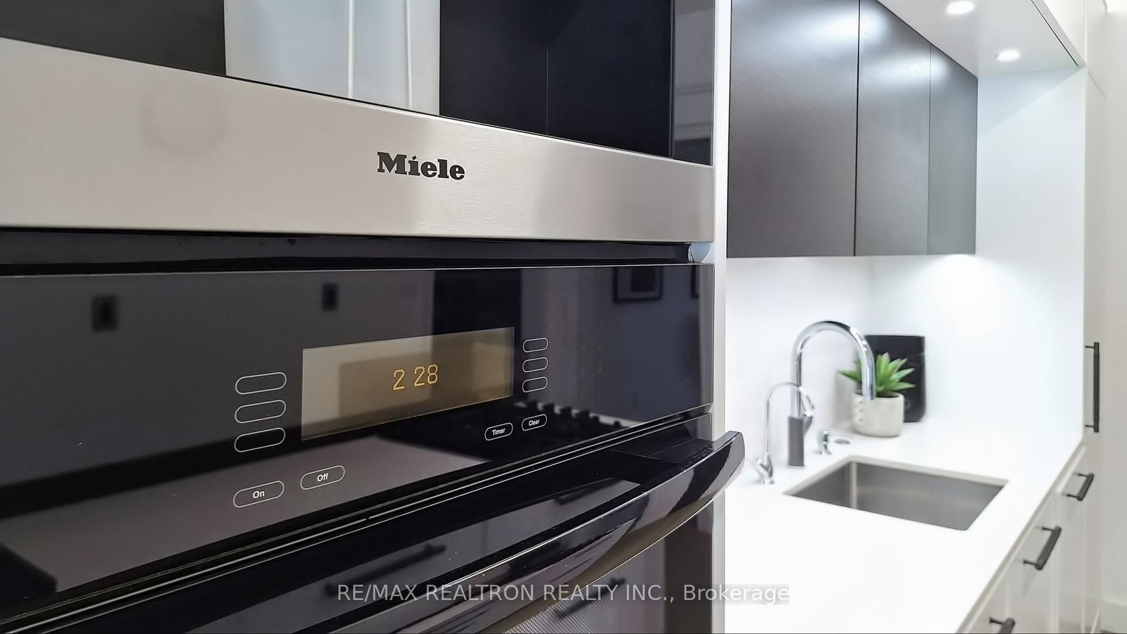 Detached House for sale at 86 Eagle Peak Drive, Richmond Hill, Ontario, L4S 2W2 - Westbrook - MLS: N13004016