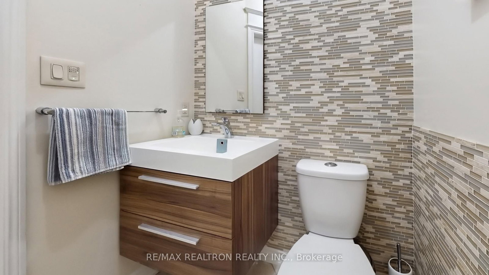 Detached House for sale at 86 Eagle Peak Drive, Richmond Hill, Ontario, L4S 2W2 - Westbrook - MLS: N13004016