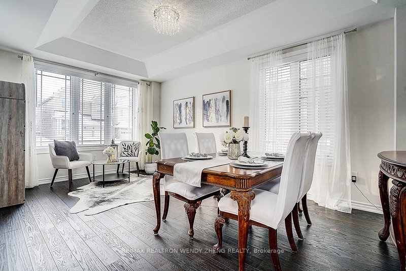 23 Terrell Ave, Georgina, L4P 0C8 | Image 2