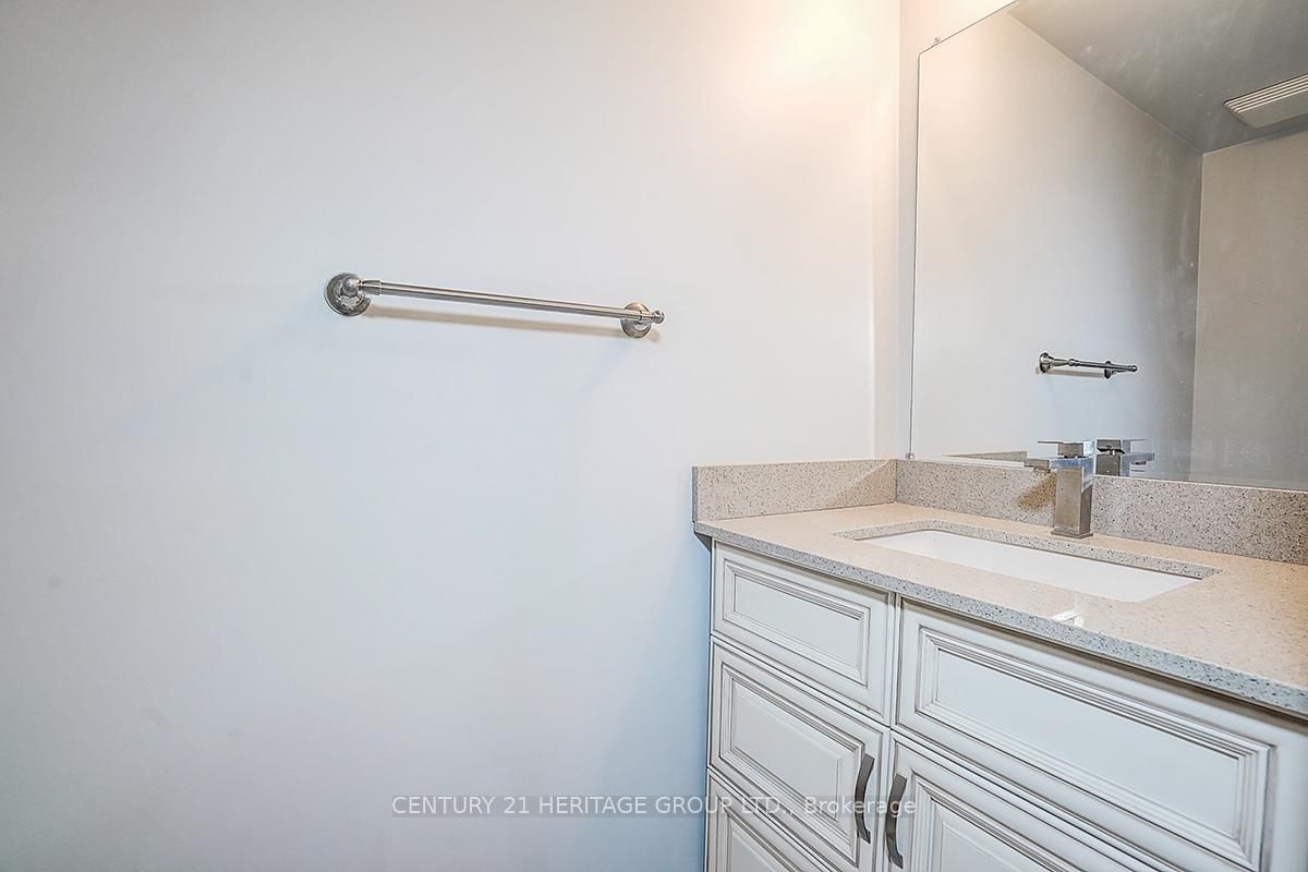 Semi-Detached House for sale at 110 Dunoon Drive, Vaughan, Ontario, L6A 1Z2 - Maple - MLS: N13004152