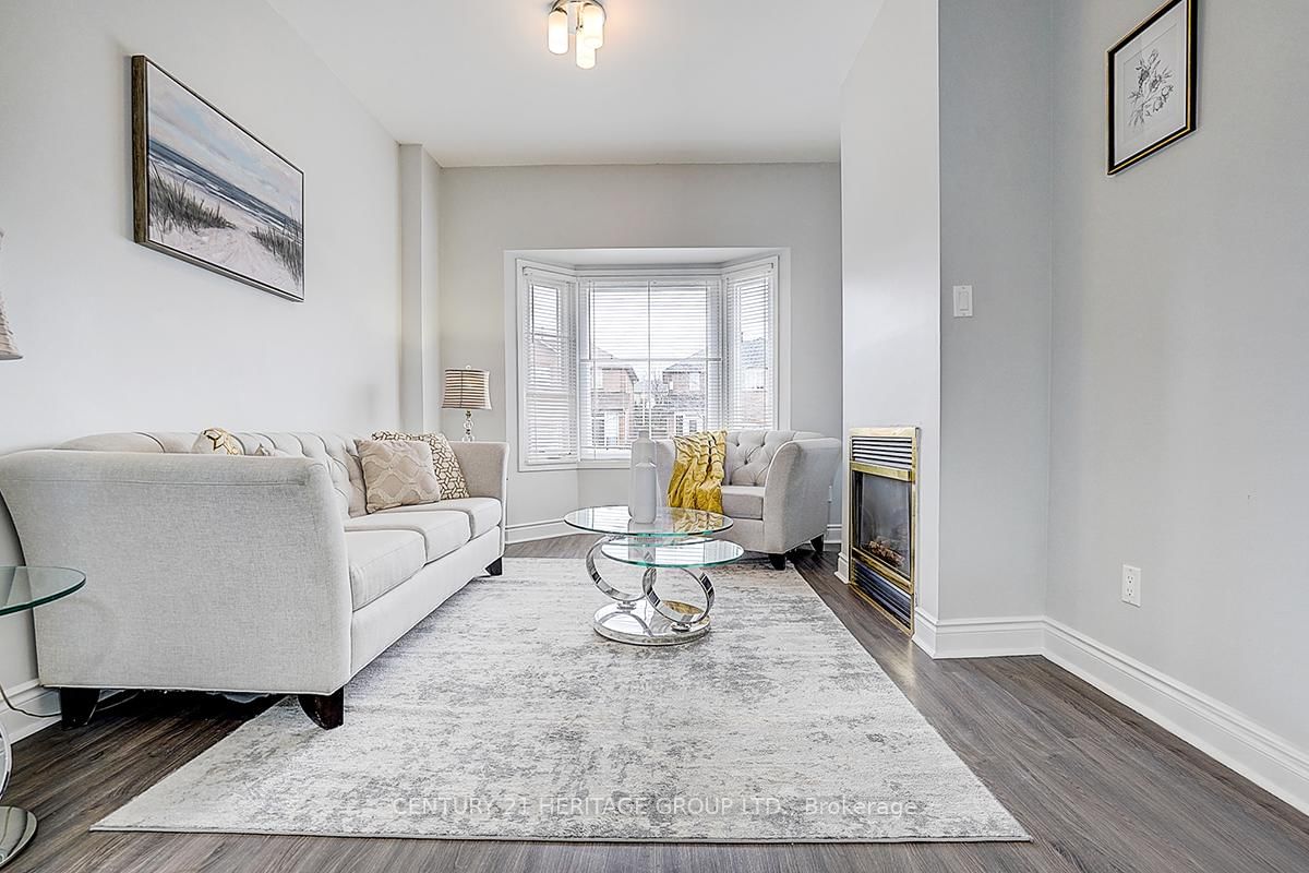 Semi-Detached House for sale at 110 Dunoon Drive, Vaughan, Ontario, L6A 1Z2 - Maple - MLS: N13004152