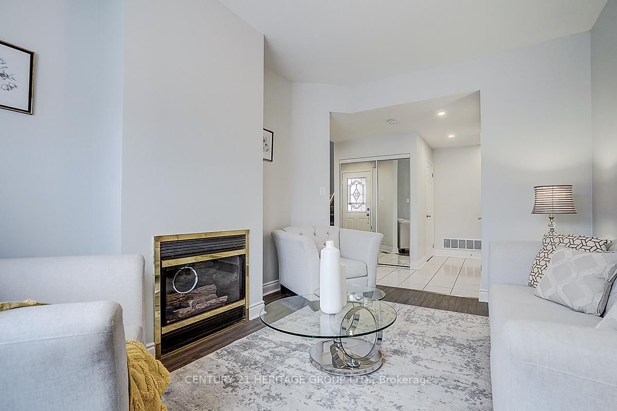 Semi-Detached House for sale at 110 Dunoon Drive, Vaughan, Ontario, L6A 1Z2 - Maple - MLS: N13004152