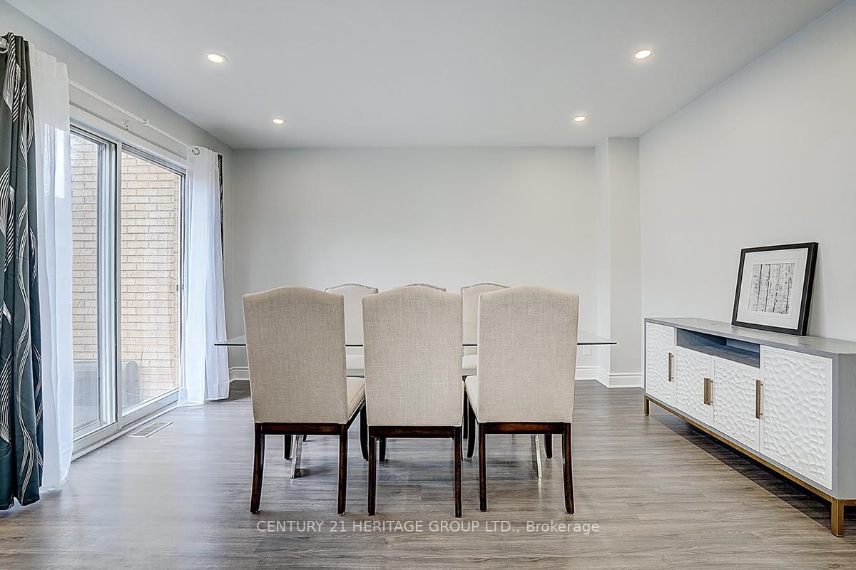 Semi-Detached House for sale at 110 Dunoon Drive, Vaughan, Ontario, L6A 1Z2 - Maple - MLS: N13004152