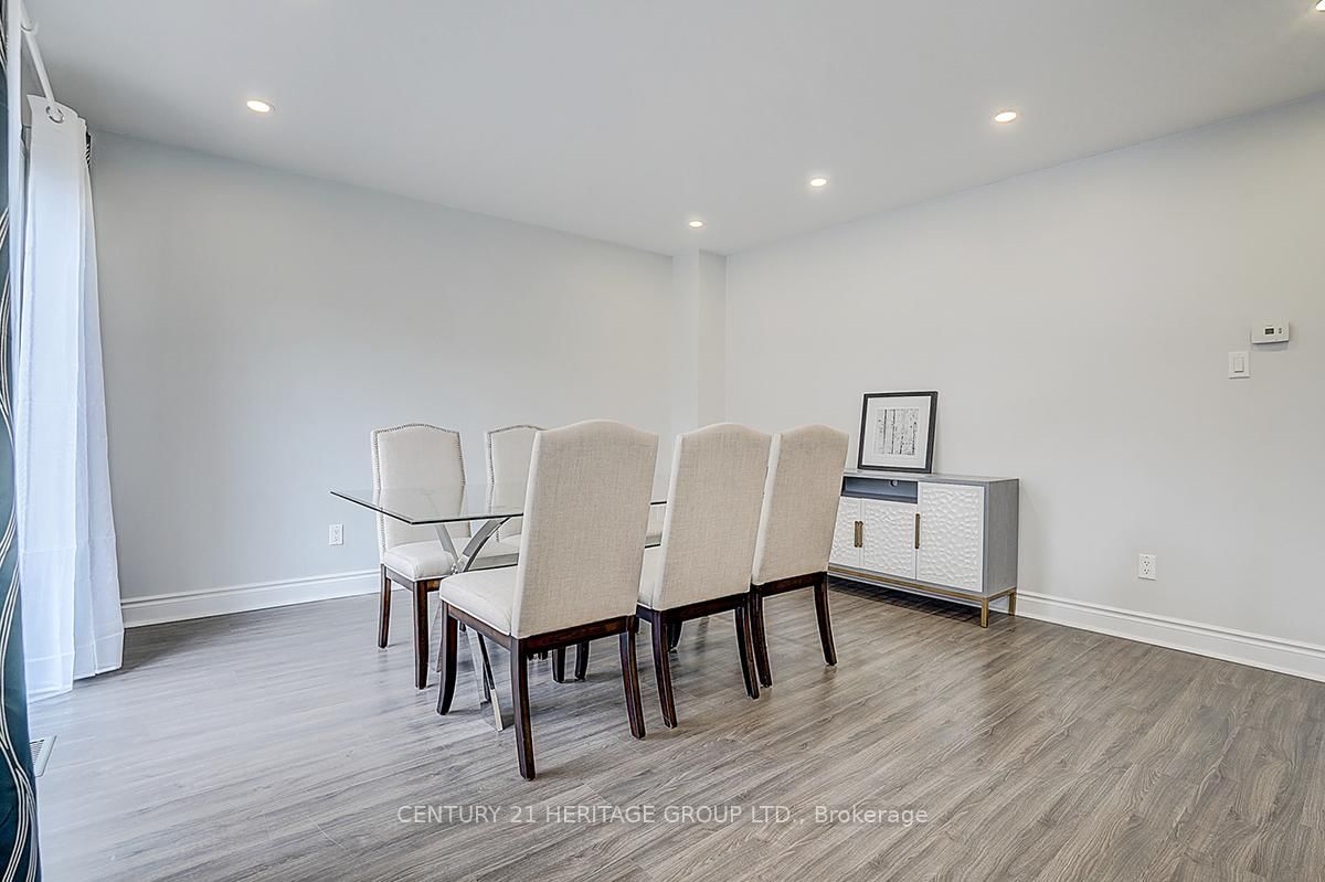 Semi-Detached House for sale at 110 Dunoon Drive, Vaughan, Ontario, L6A 1Z2 - Maple - MLS: N13004152