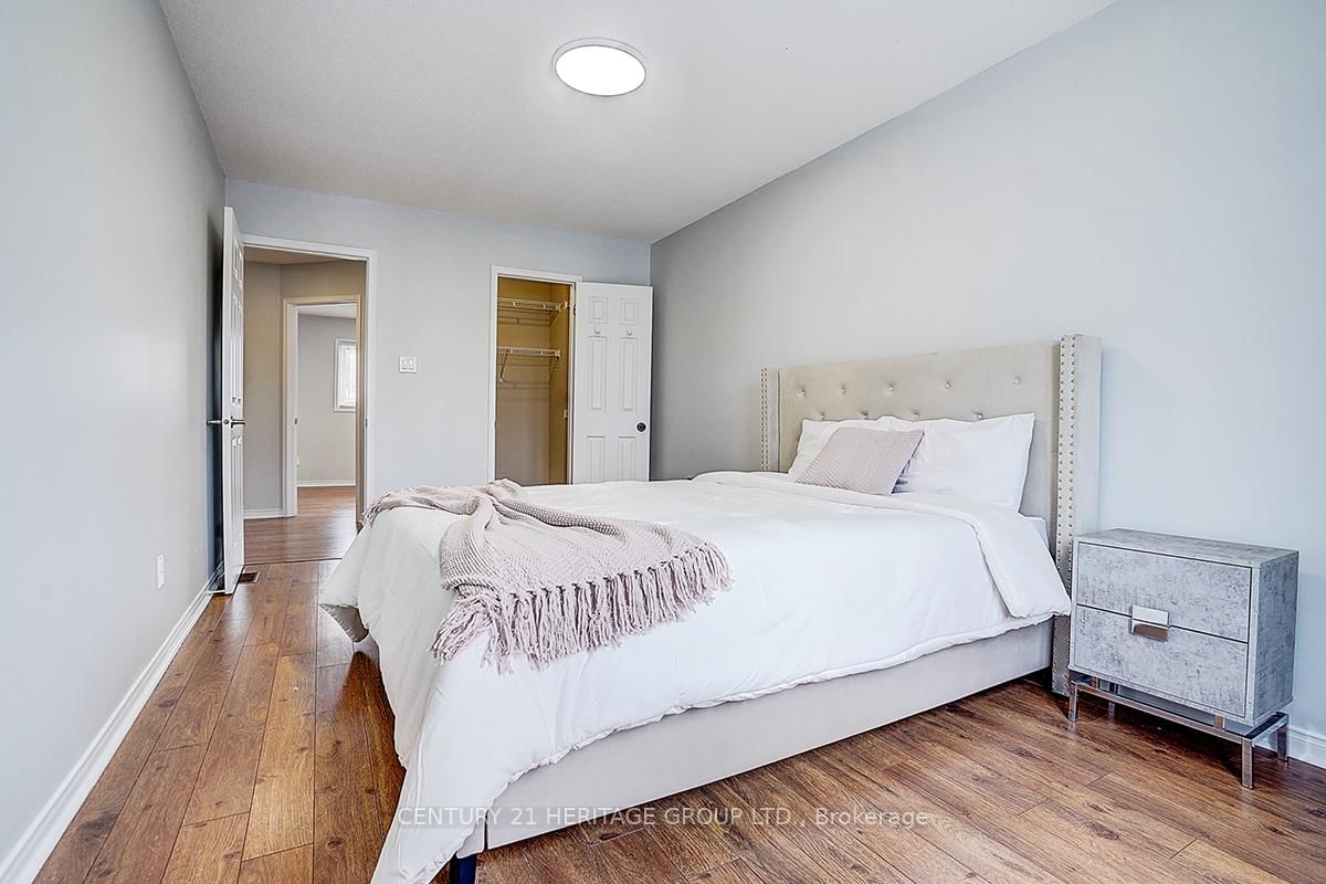 Semi-Detached House for sale at 110 Dunoon Drive, Vaughan, Ontario, L6A 1Z2 - Maple - MLS: N13004152