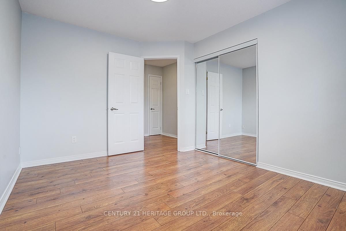 Semi-Detached House for sale at 110 Dunoon Drive, Vaughan, Ontario, L6A 1Z2 - Maple - MLS: N13004152