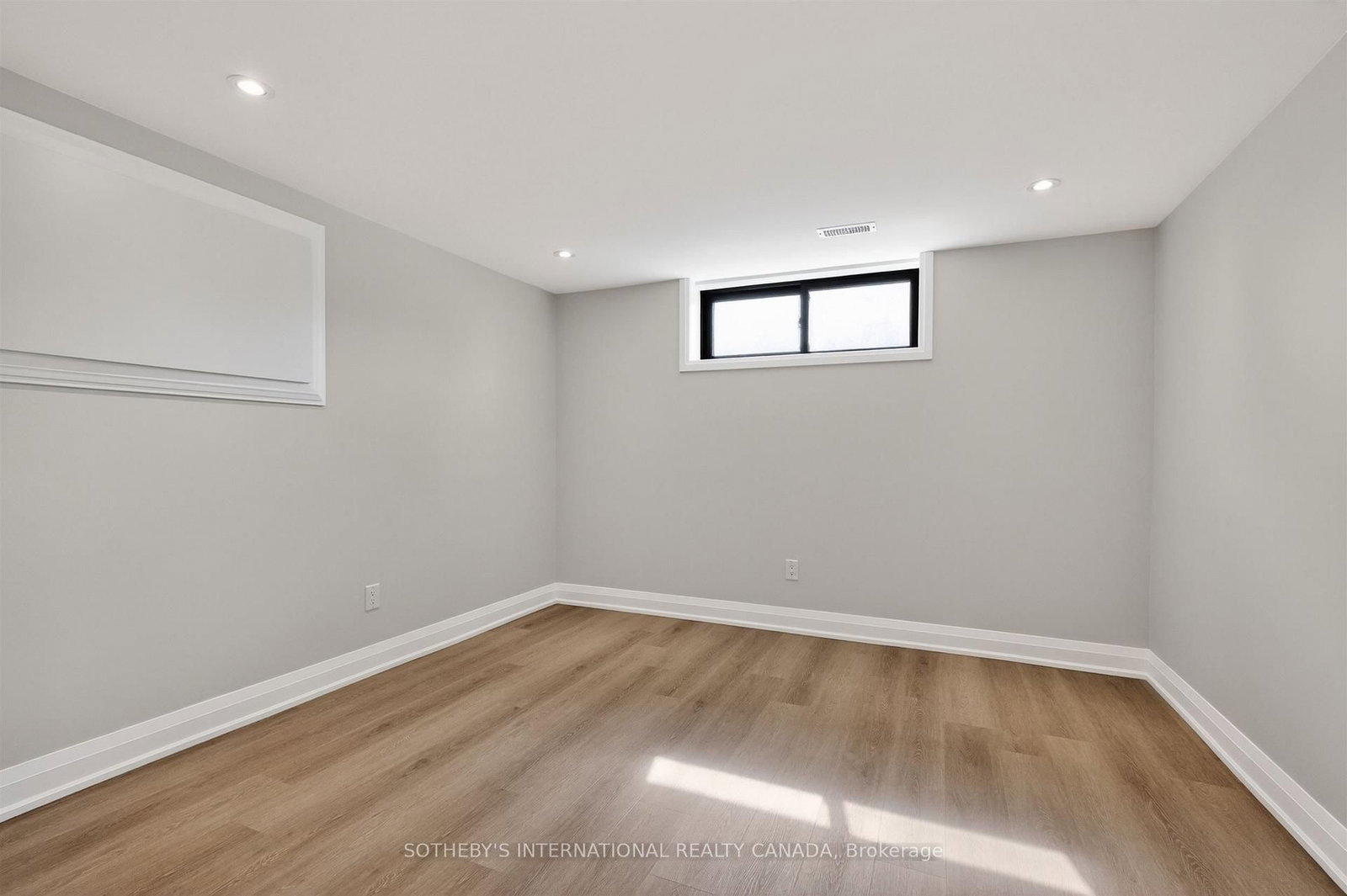 33 Lancer Drive - Photo 26