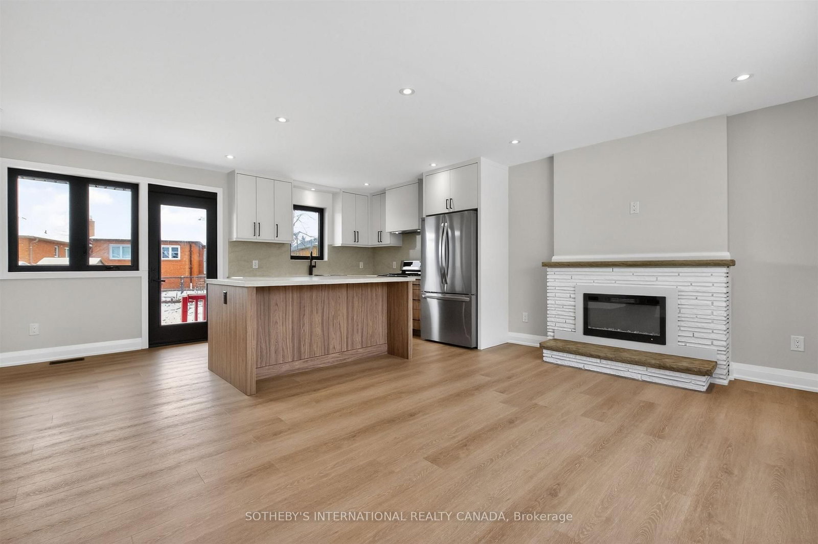 33 Lancer Drive - Photo 6