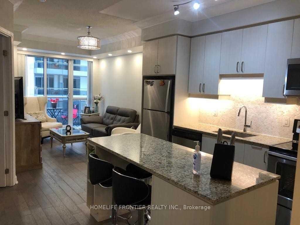 9201 Yonge Street, Unit 305 - Photo 6