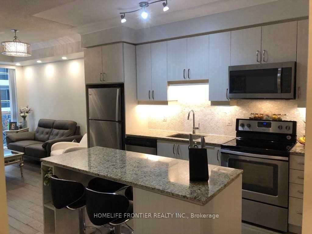 9201 Yonge Street, Unit 305 - Photo 7