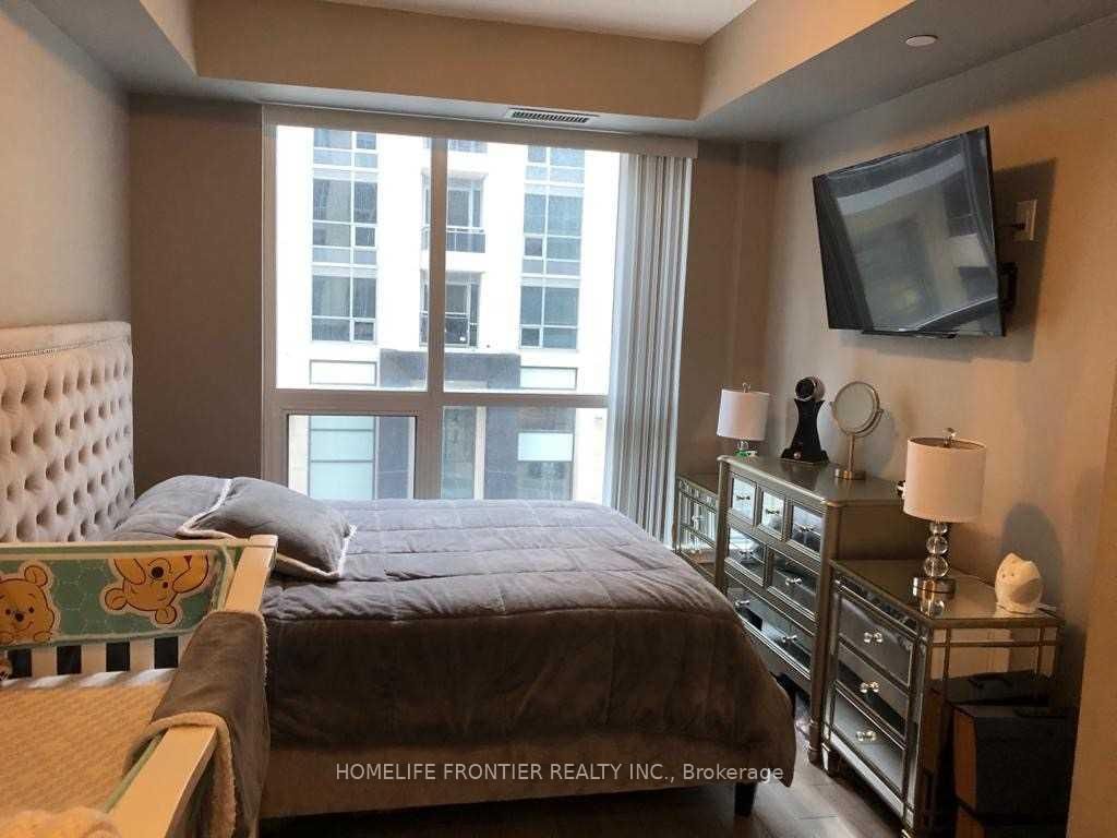 9201 Yonge Street, Unit 305 - Photo 8