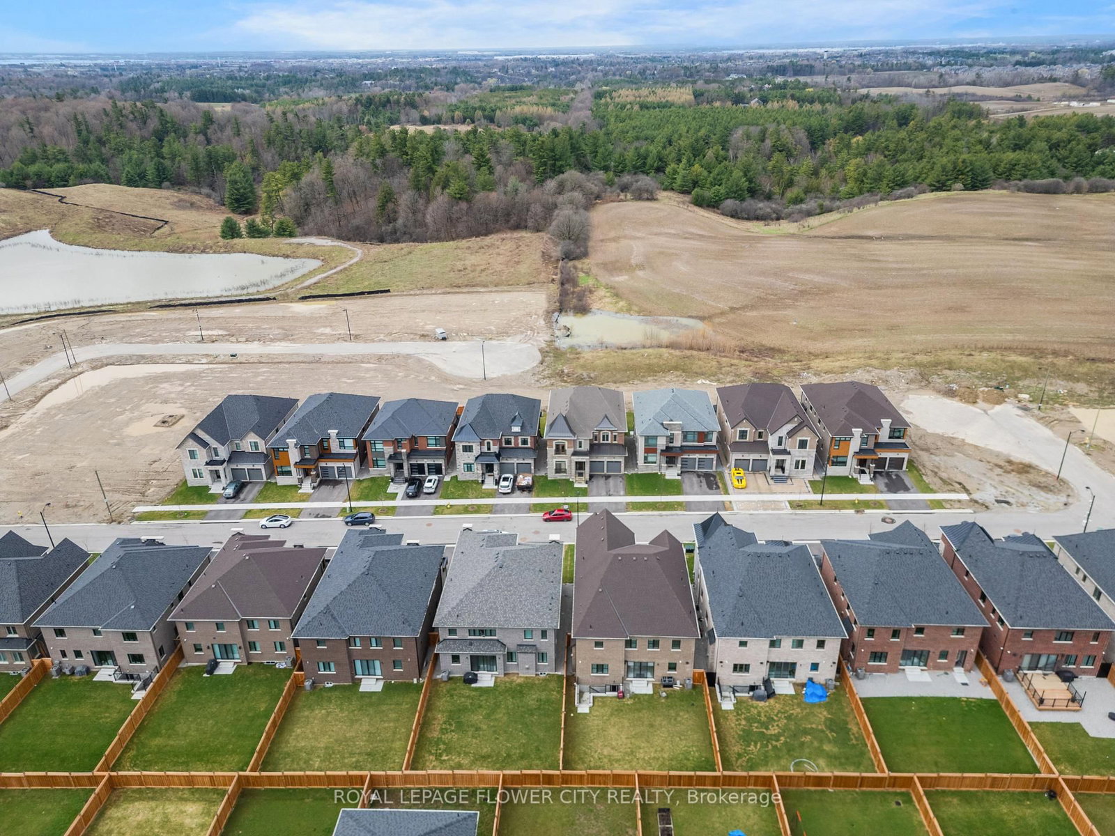 20 Seraville Street - Photo 40