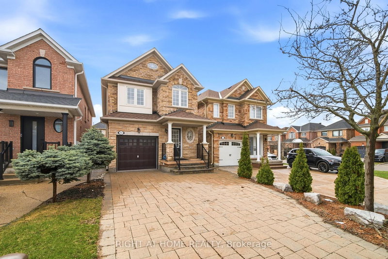 212 Venice Gate Dr, Vaughan, L4H 0G1 | Image 2