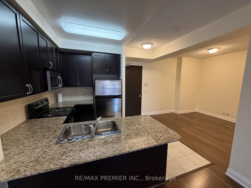 406 - 83 Woodbridge Ave, Vaughan, L4L 0C8 | Image 3