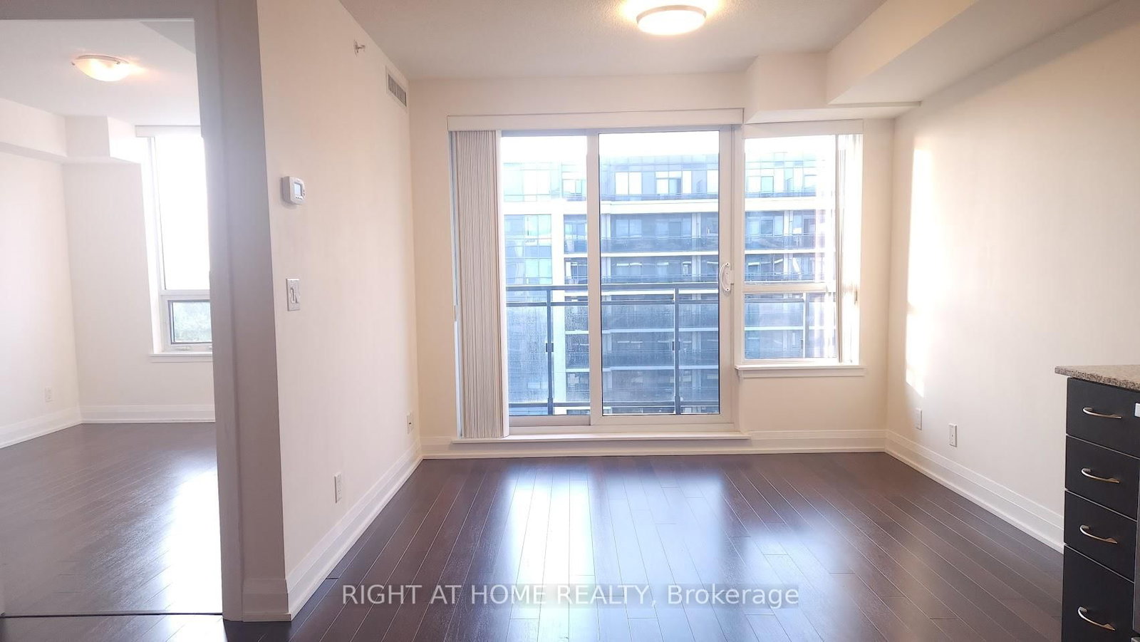 372 Highway 7 Street E, Unit 915 - Photo 10