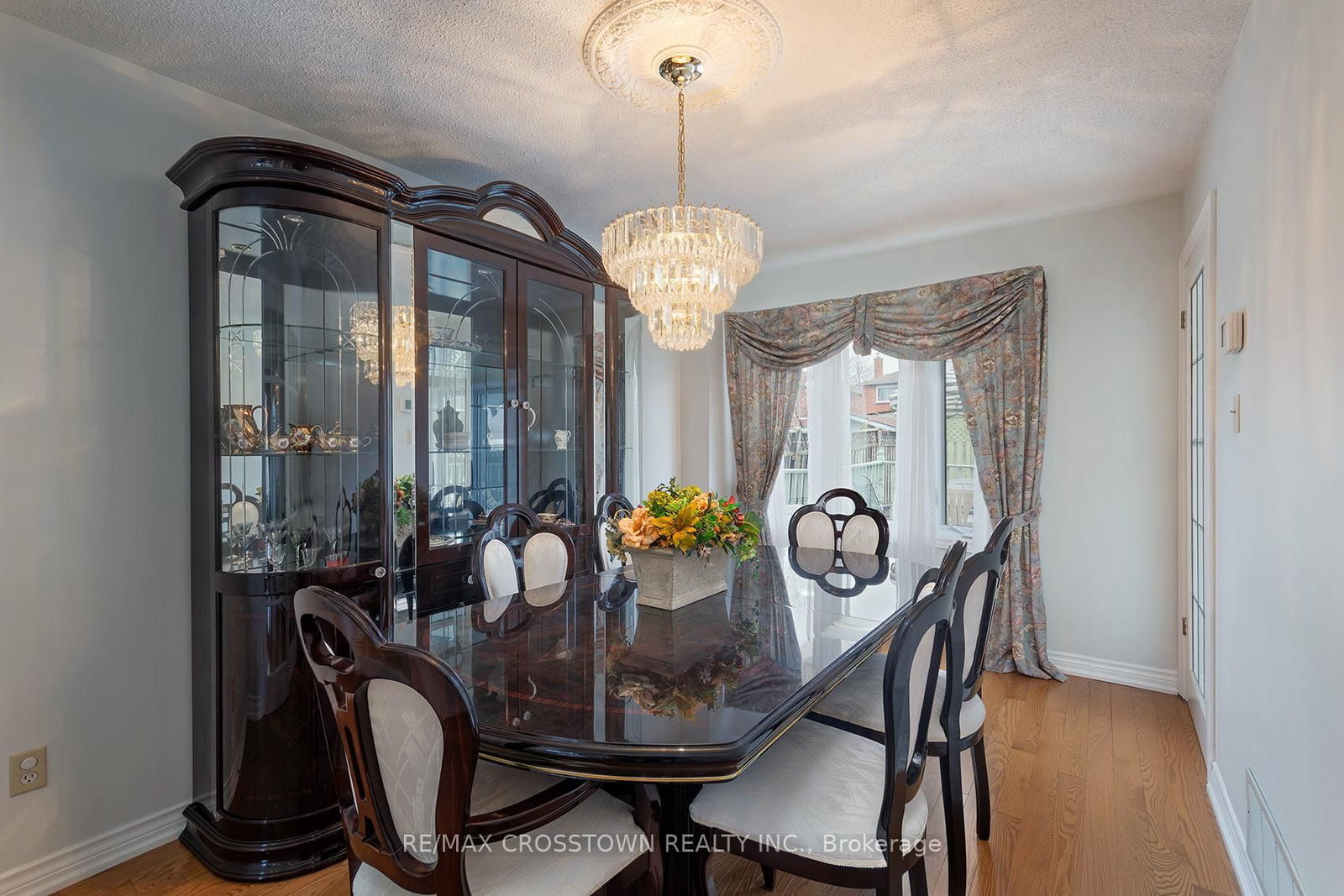 Detached House for sale at 119 Fieldgate Drive, Vaughan, Ontario, L6A 1K5 - Maple - MLS: N13004776