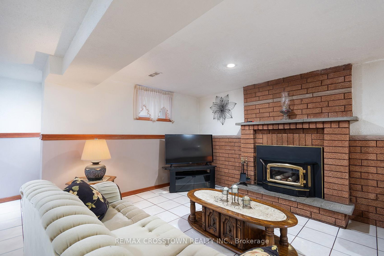 Detached House for sale at 119 Fieldgate Drive, Vaughan, Ontario, L6A 1K5 - Maple - MLS: N13004776