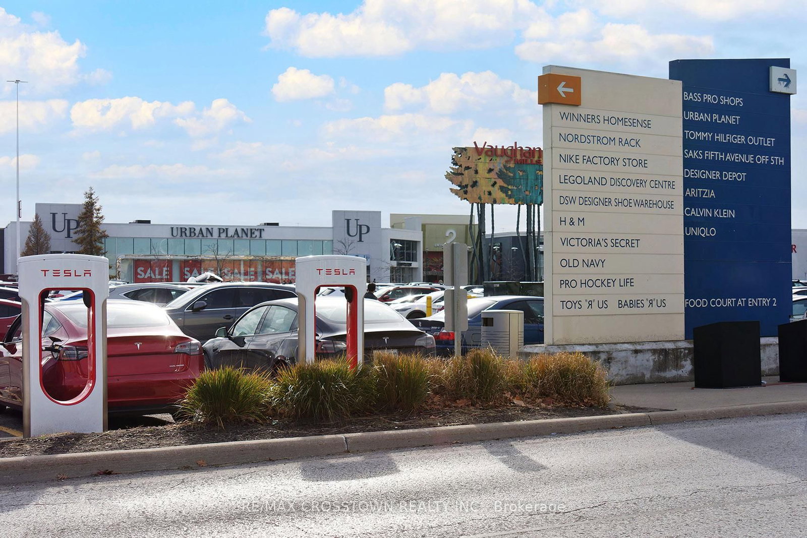 Detached House for sale at 119 Fieldgate Drive, Vaughan, Ontario, L6A 1K5 - Maple - MLS: N13004776