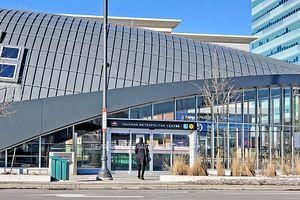 4009 - 1000 Portage Parkway