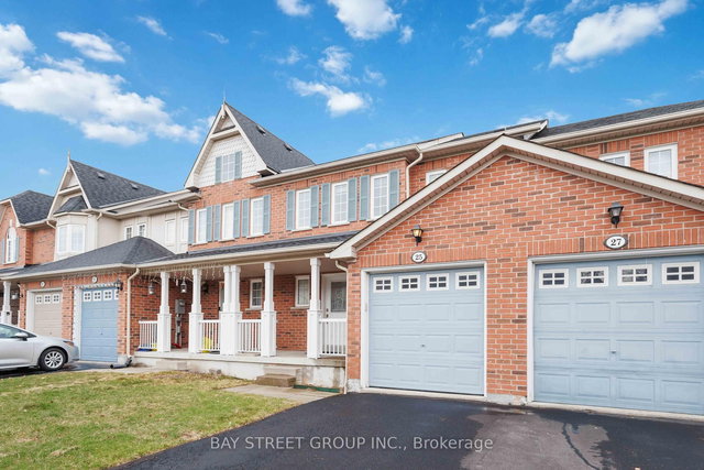 25 Maple Ridge Crescent