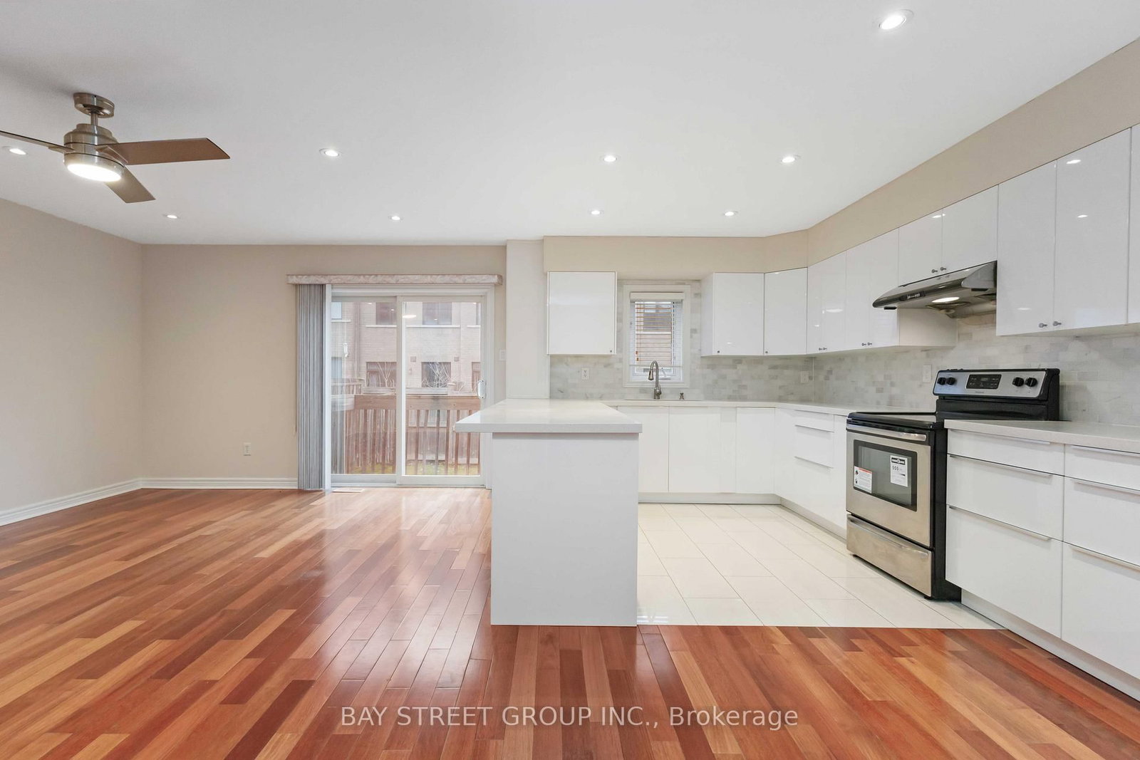 Townhouse for sale at 25 Maple Ridge Crescent, Markham, Ontario, L6E 1V3 - Greensborough - MLS: N13004972