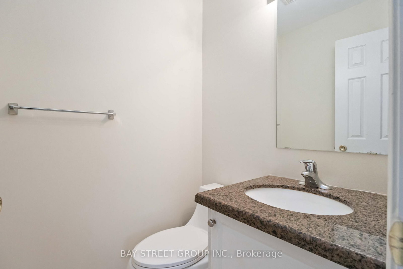 Townhouse for sale at 25 Maple Ridge Crescent, Markham, Ontario, L6E 1V3 - Greensborough - MLS: N13004972