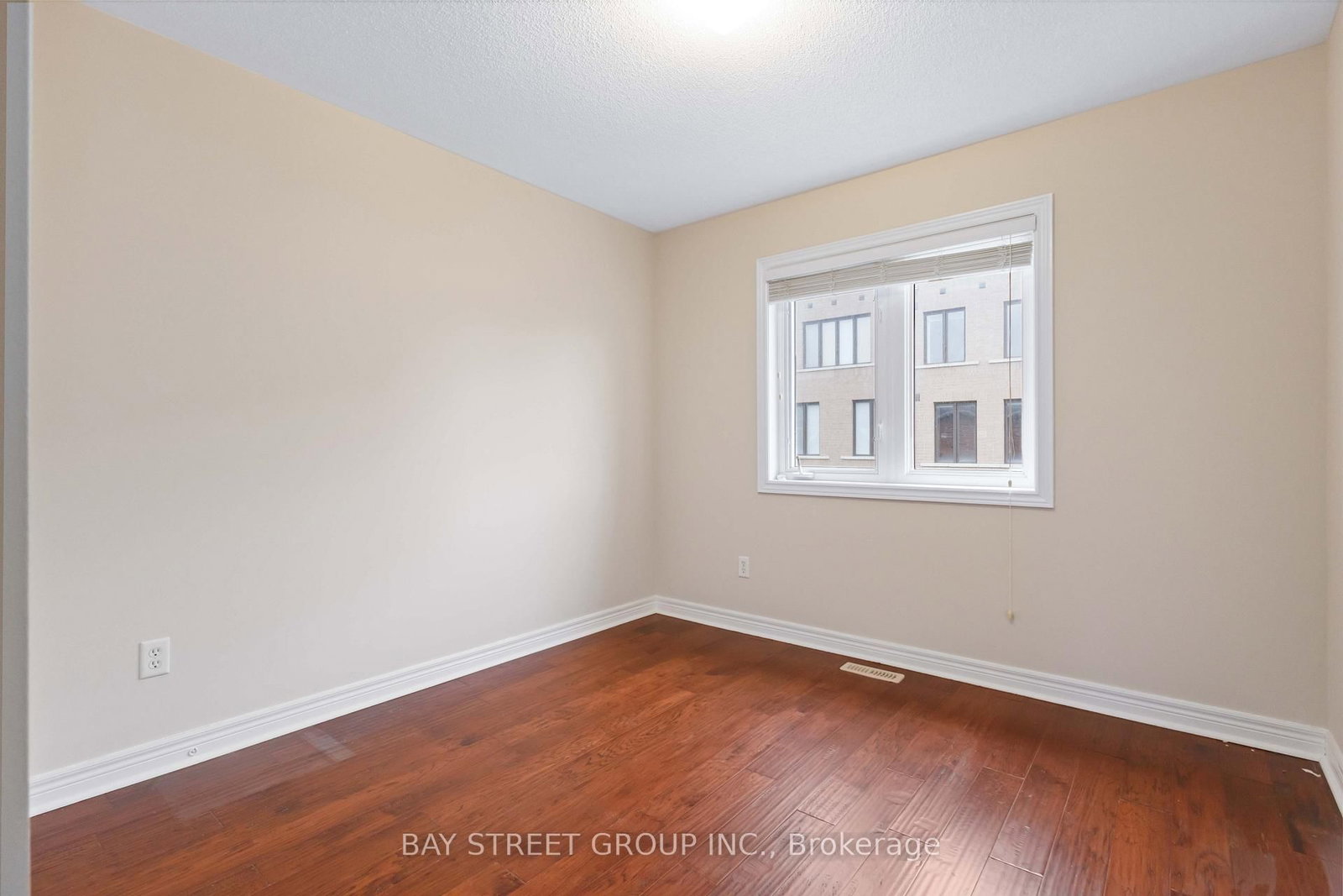 Townhouse for sale at 25 Maple Ridge Crescent, Markham, Ontario, L6E 1V3 - Greensborough - MLS: N13004972