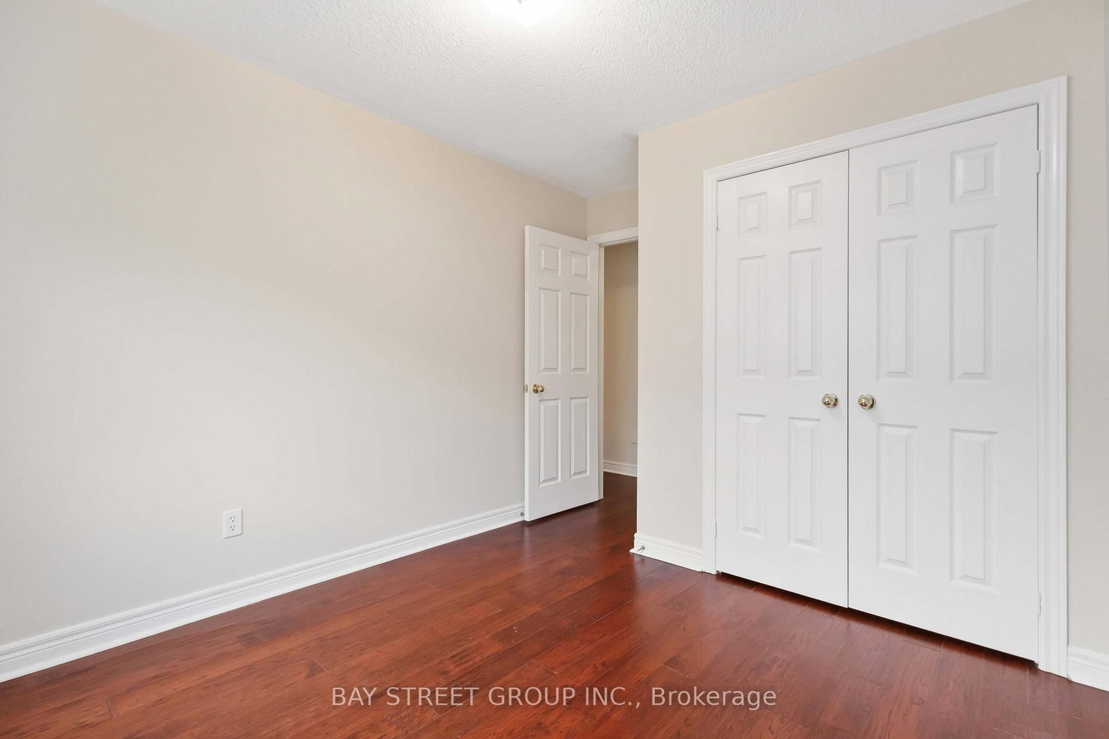 Townhouse for sale at 25 Maple Ridge Crescent, Markham, Ontario, L6E 1V3 - Greensborough - MLS: N13004972