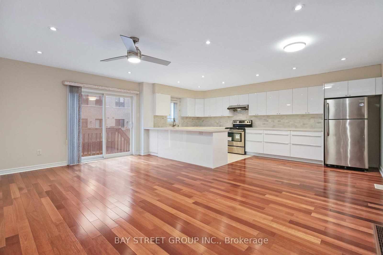 Townhouse for sale at 25 Maple Ridge Crescent, Markham, Ontario, L6E 1V3 - Greensborough - MLS: N13004972