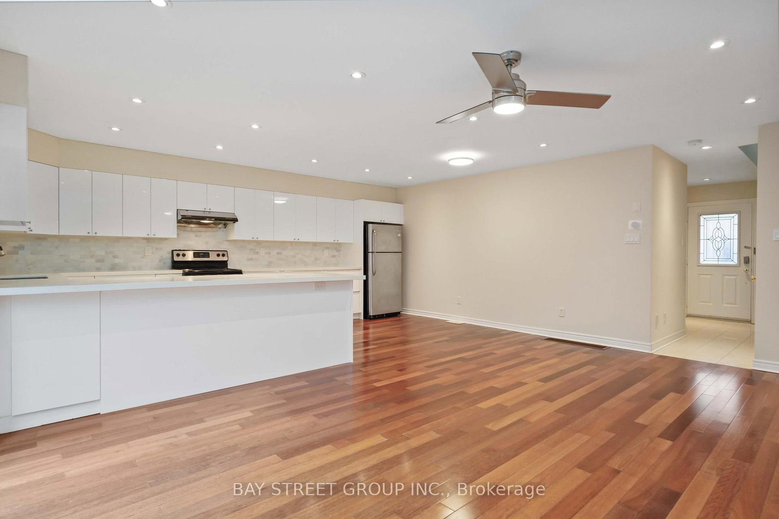 Townhouse for sale at 25 Maple Ridge Crescent, Markham, Ontario, L6E 1V3 - Greensborough - MLS: N13004972