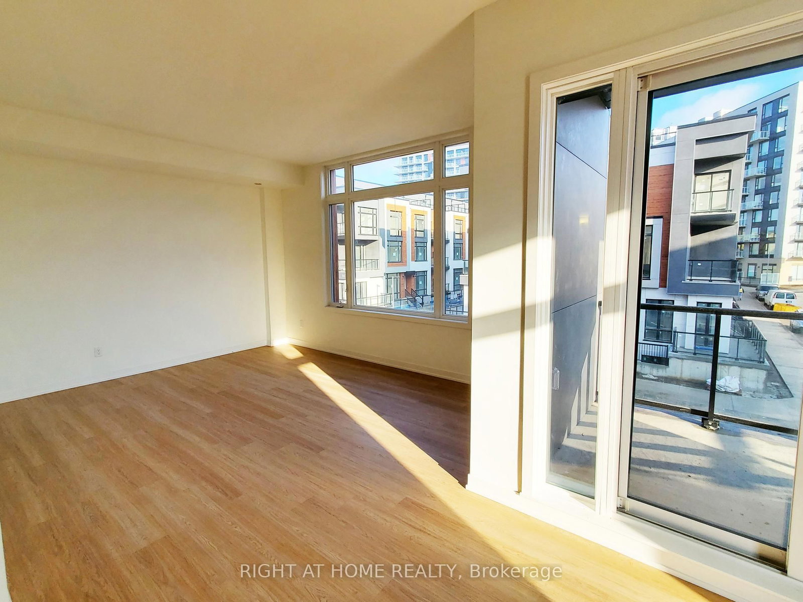 15 David Eyer Road, Unit 1411 - Photo 11