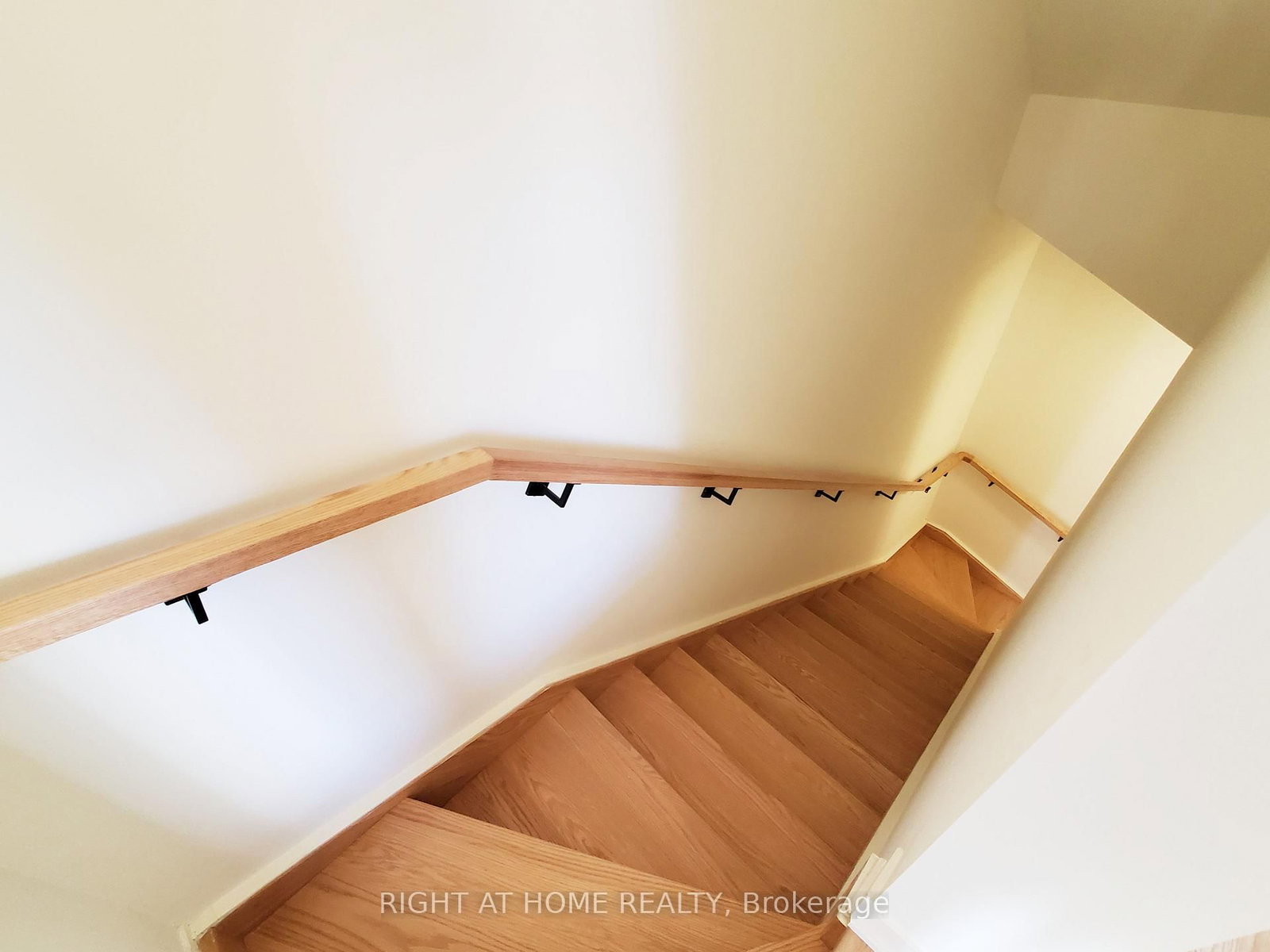 15 David Eyer Road, Unit 1411 - Photo 25