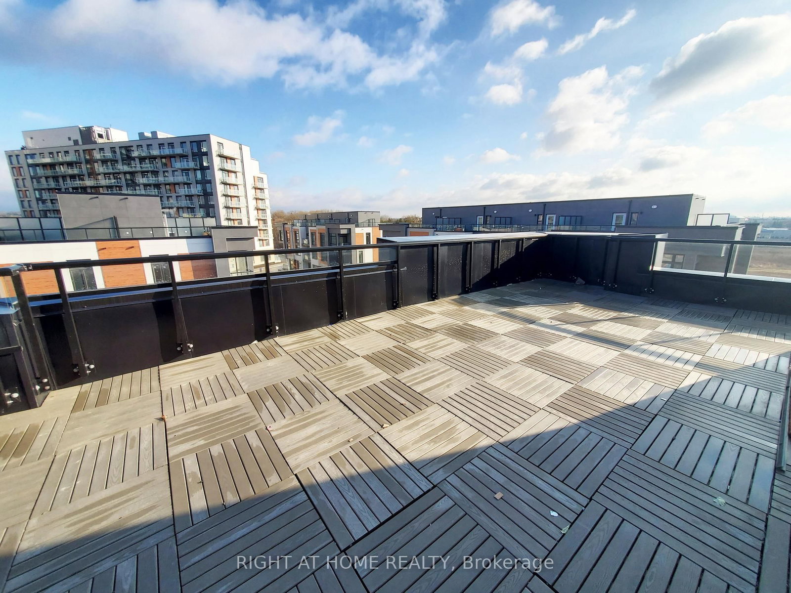 15 David Eyer Road, Unit 1411 - Photo 26