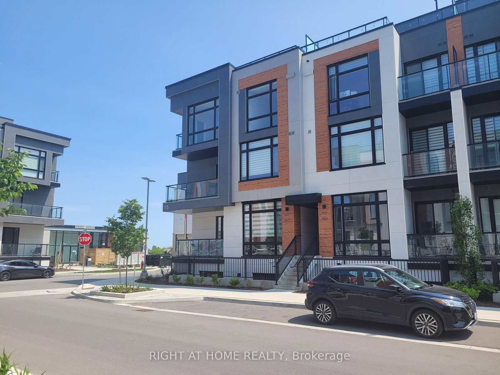 15 David Eyer Road, Unit 1411 - Photo 27