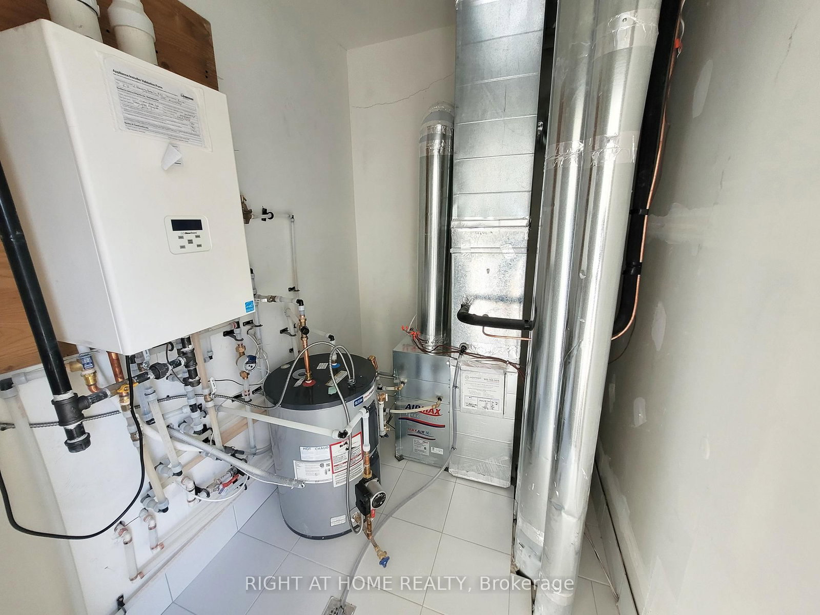 15 David Eyer Road, Unit 1411 - Photo 35