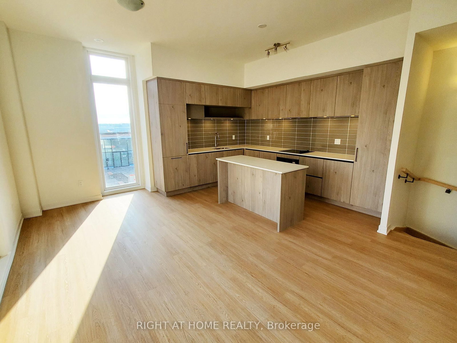 15 David Eyer Road, Unit 1411 - Photo 4