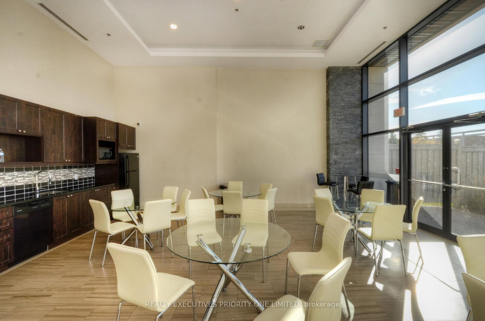 24 Woodstream Boulevard, Unit 511 - Photo 40