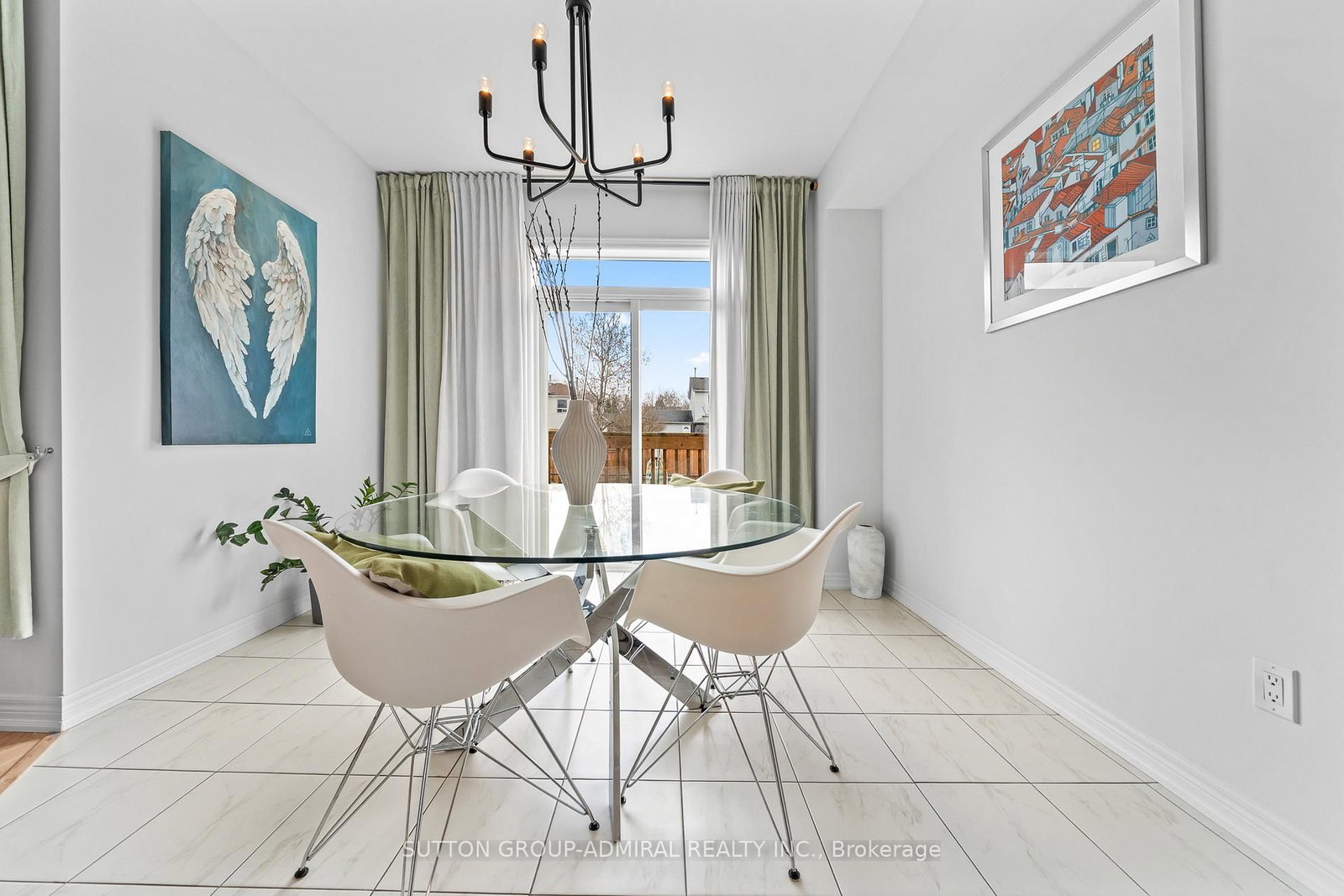 Townhouse for sale at 23 Greenwood Drive, Essa, Ontario, L3W 0N5 - Angus - MLS: N13005140