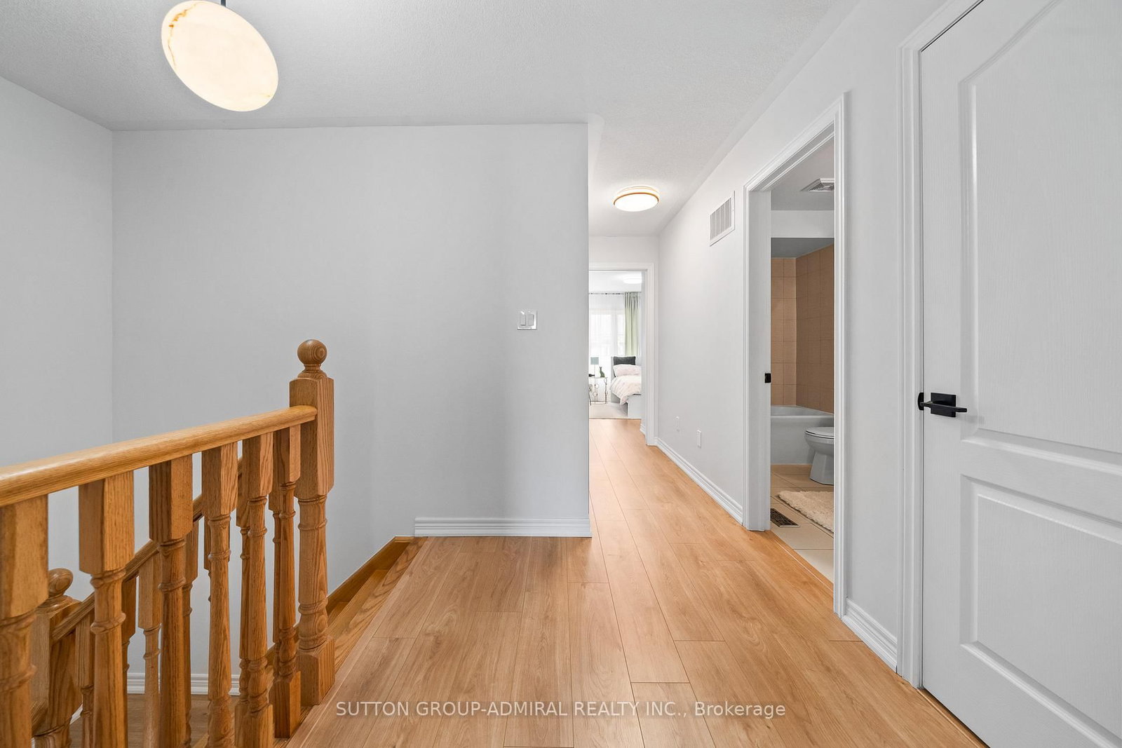 Townhouse for sale at 23 Greenwood Drive, Essa, Ontario, L3W 0N5 - Angus - MLS: N13005140