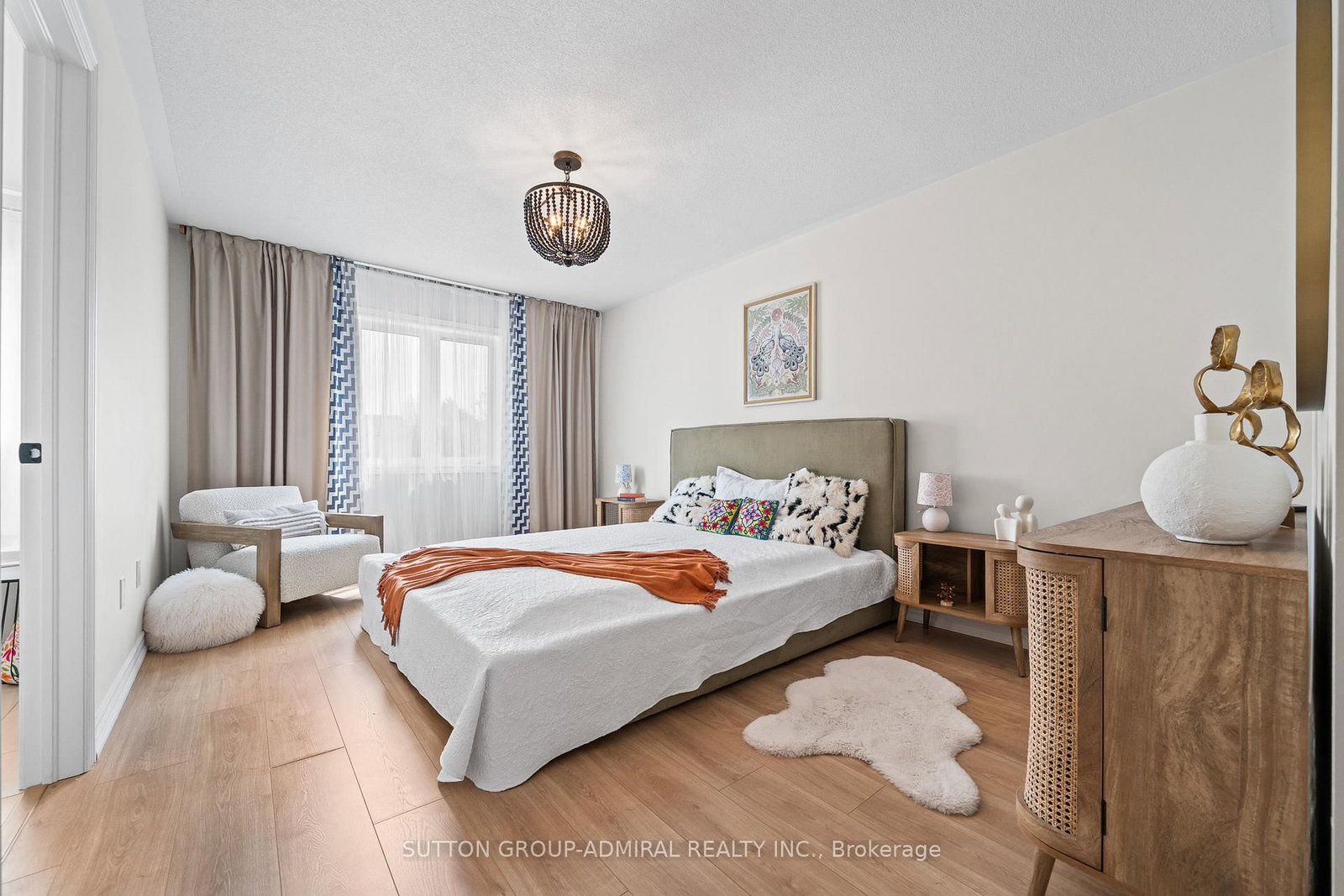 Townhouse for sale at 23 Greenwood Drive, Essa, Ontario, L3W 0N5 - Angus - MLS: N13005140