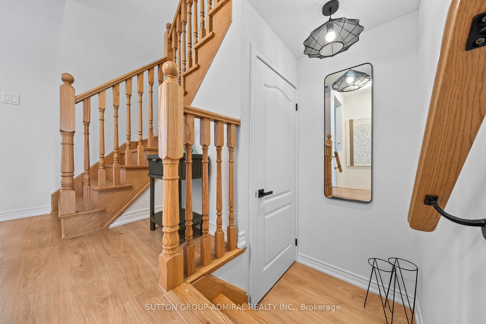 Townhouse for sale at 23 Greenwood Drive, Essa, Ontario, L3W 0N5 - Angus - MLS: N13005140