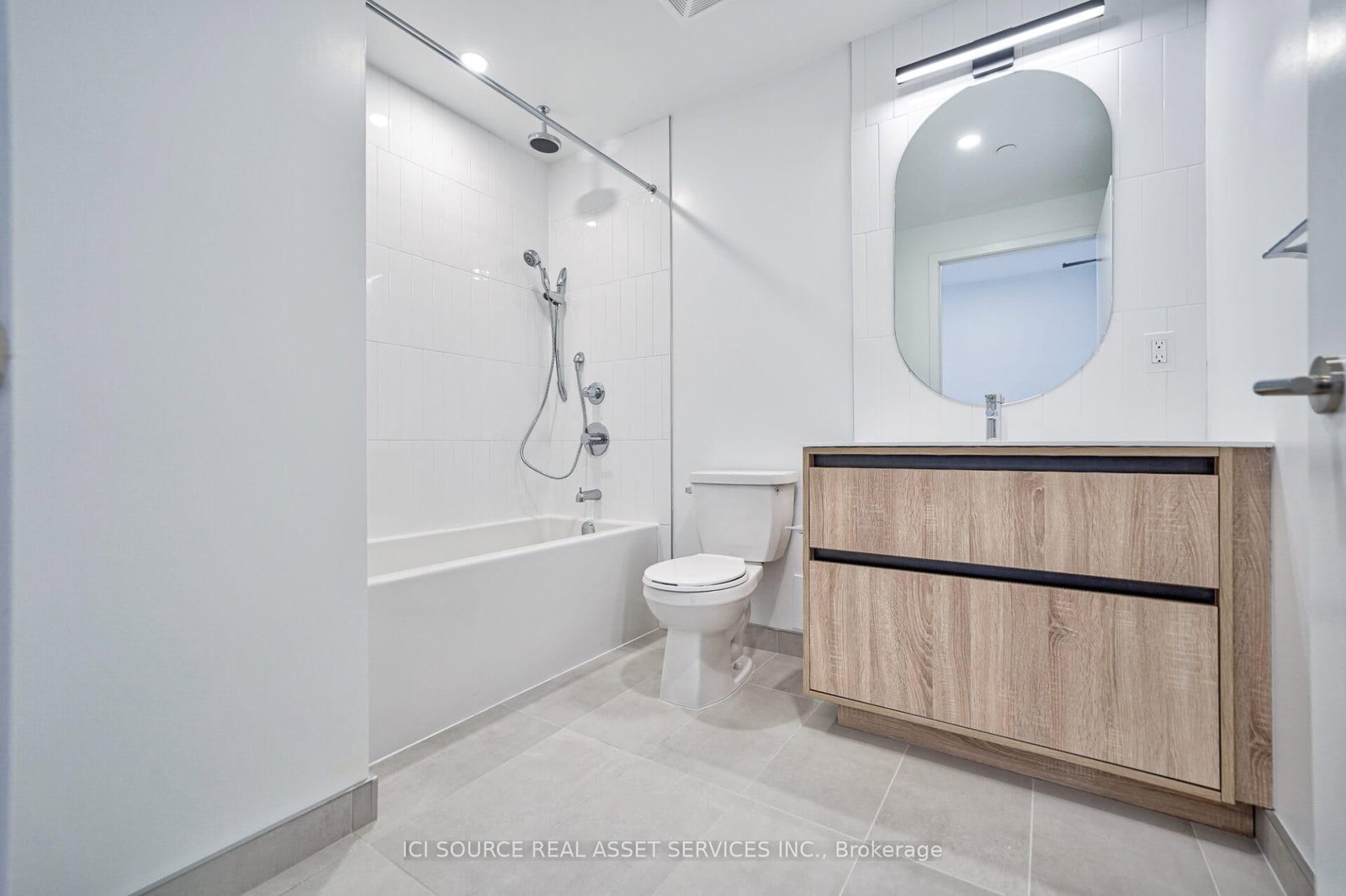 7950 Bathurst Street, Unit 1208 - Photo 28